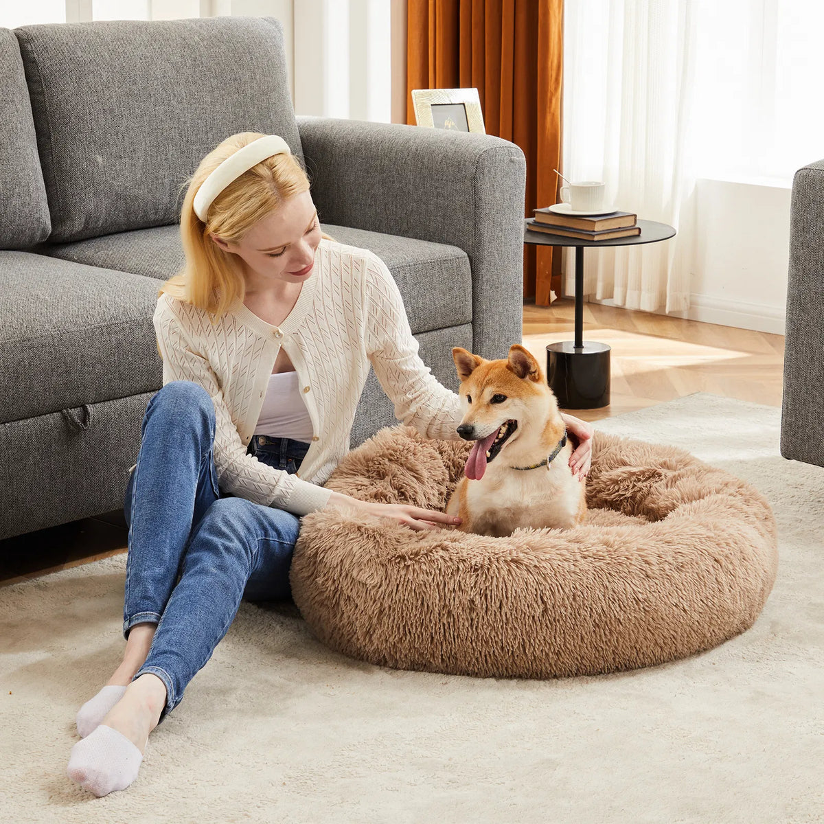 24 Inch Anti-Slip Round Fluffy Plush Faux Fur Cat Bed